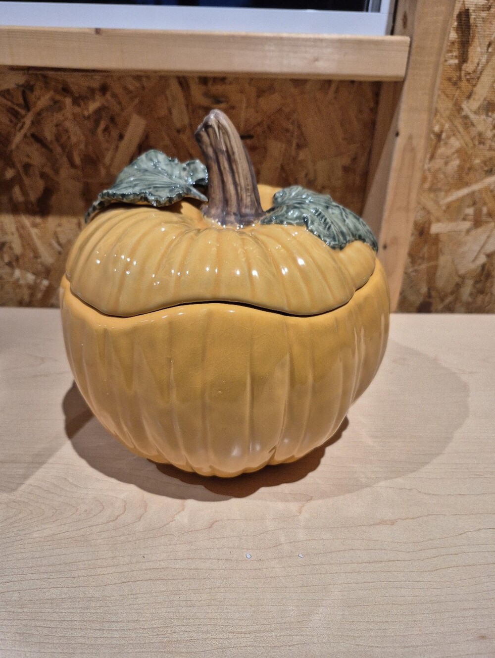 Williams-Sonoma 2003 Autumn Gourd Pumpkin Tureen Boxed